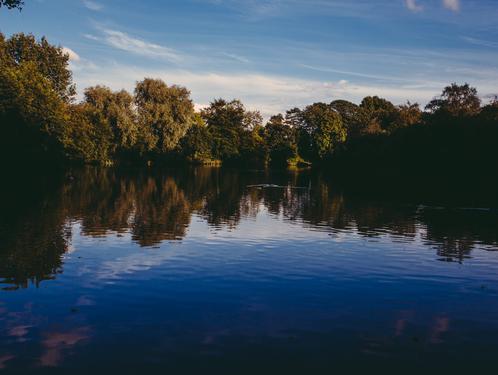 https://d33wubrfki0l68.cloudfront.net/287e76c3a0e03290521e83886af73c347af80019/d60d6/images/lake.jpg