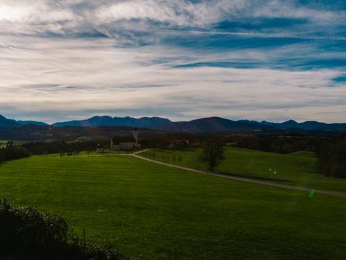 https://d33wubrfki0l68.cloudfront.net/8f39f84b791106b900217d0ebae22b88cb971cc3/cef2a/images/landscape.jpg