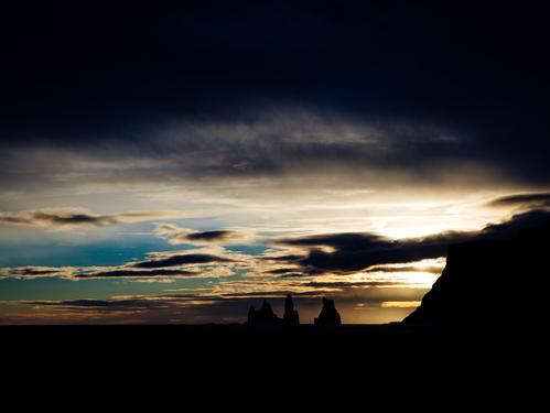 https://d33wubrfki0l68.cloudfront.net/7846cde260170aa59da7d235cb7c9efaa8eff689/68255/images/vik.jpg